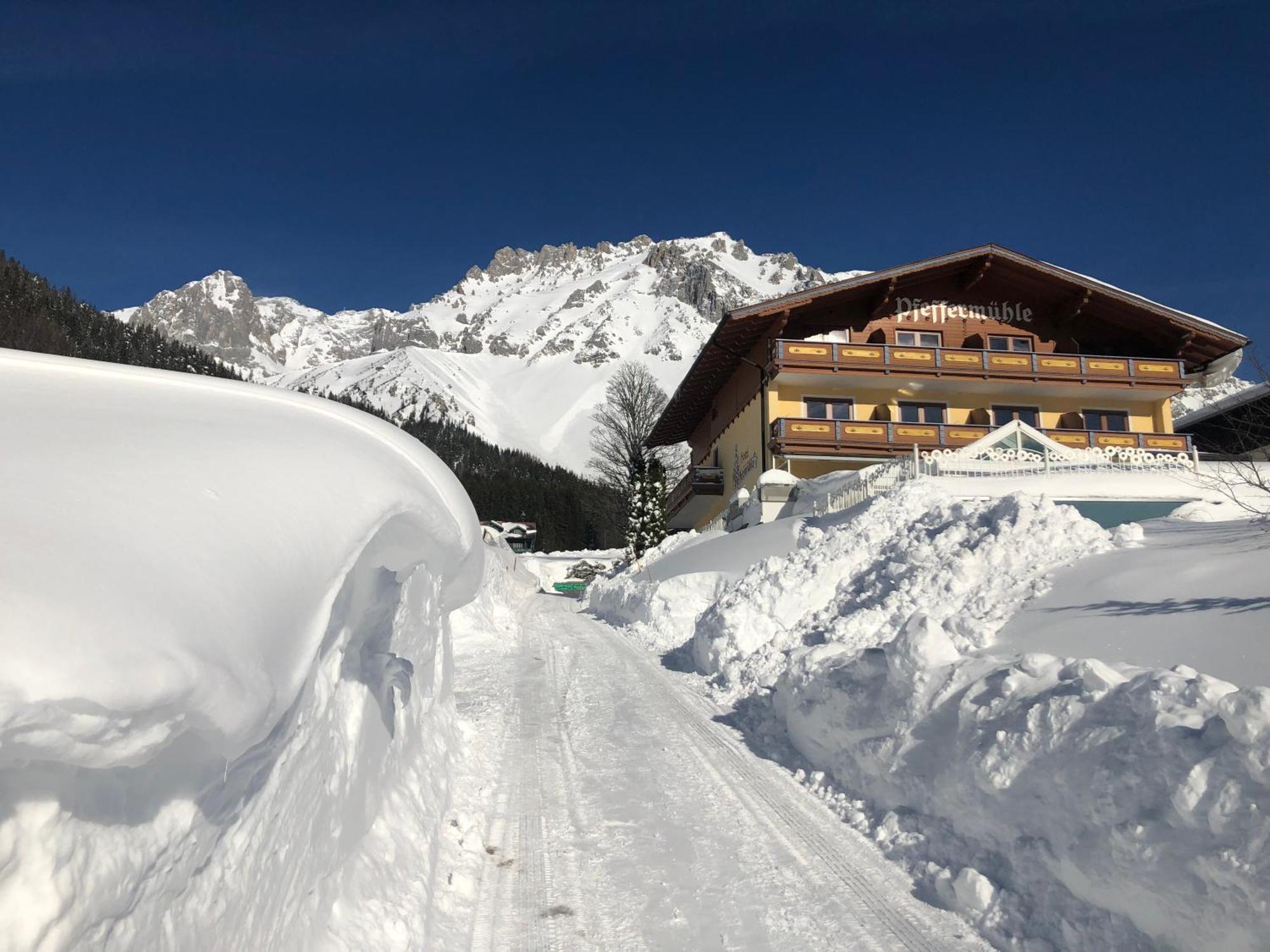 Aparthotel Pfeffermühle Ramsau am Dachstein Exterior foto